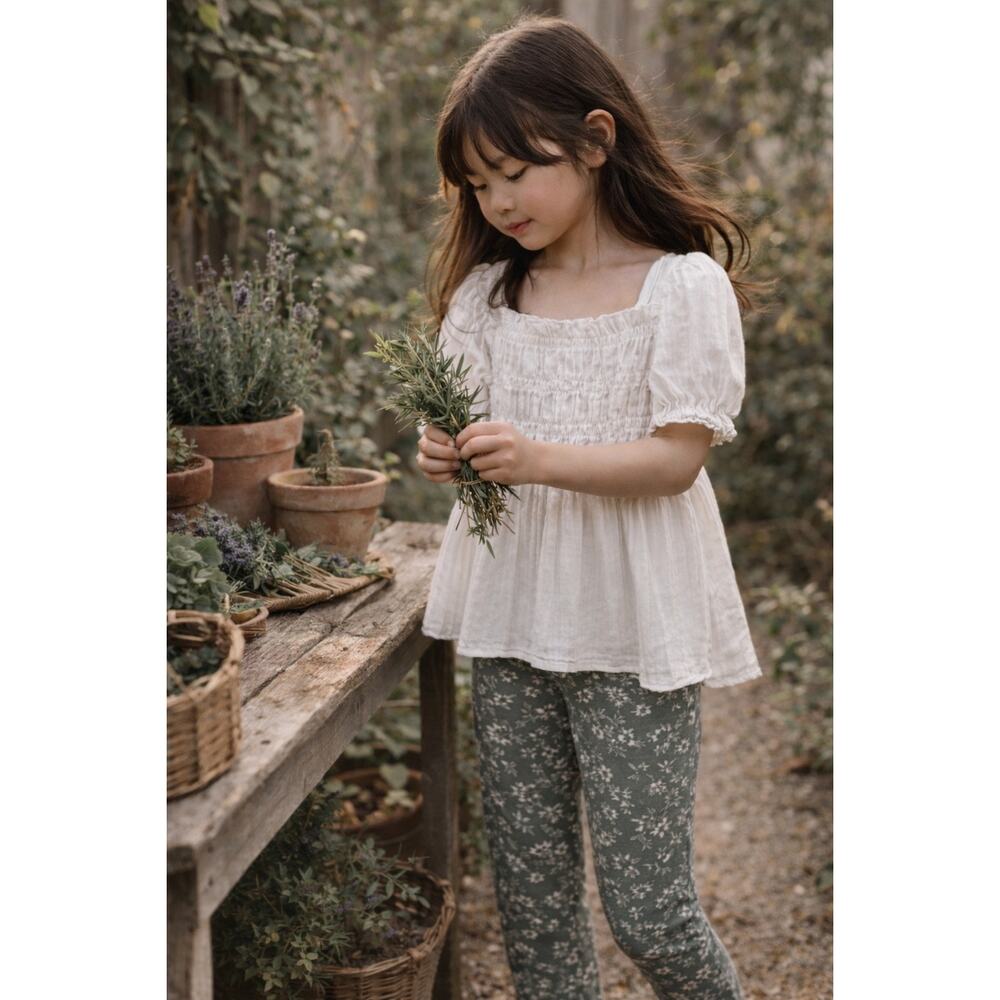 Jamie Kay Organic Blooming Floral Leggings + Gauzy Smocked Puff Slv Top 5/6